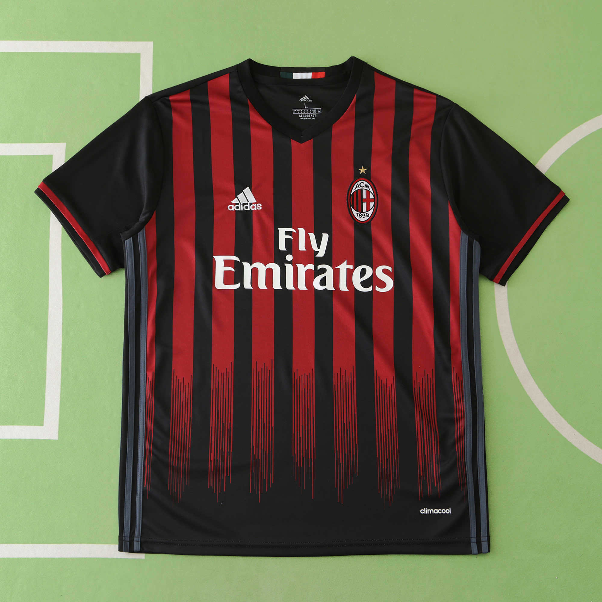 16-17 A.C. Milan home Fan version