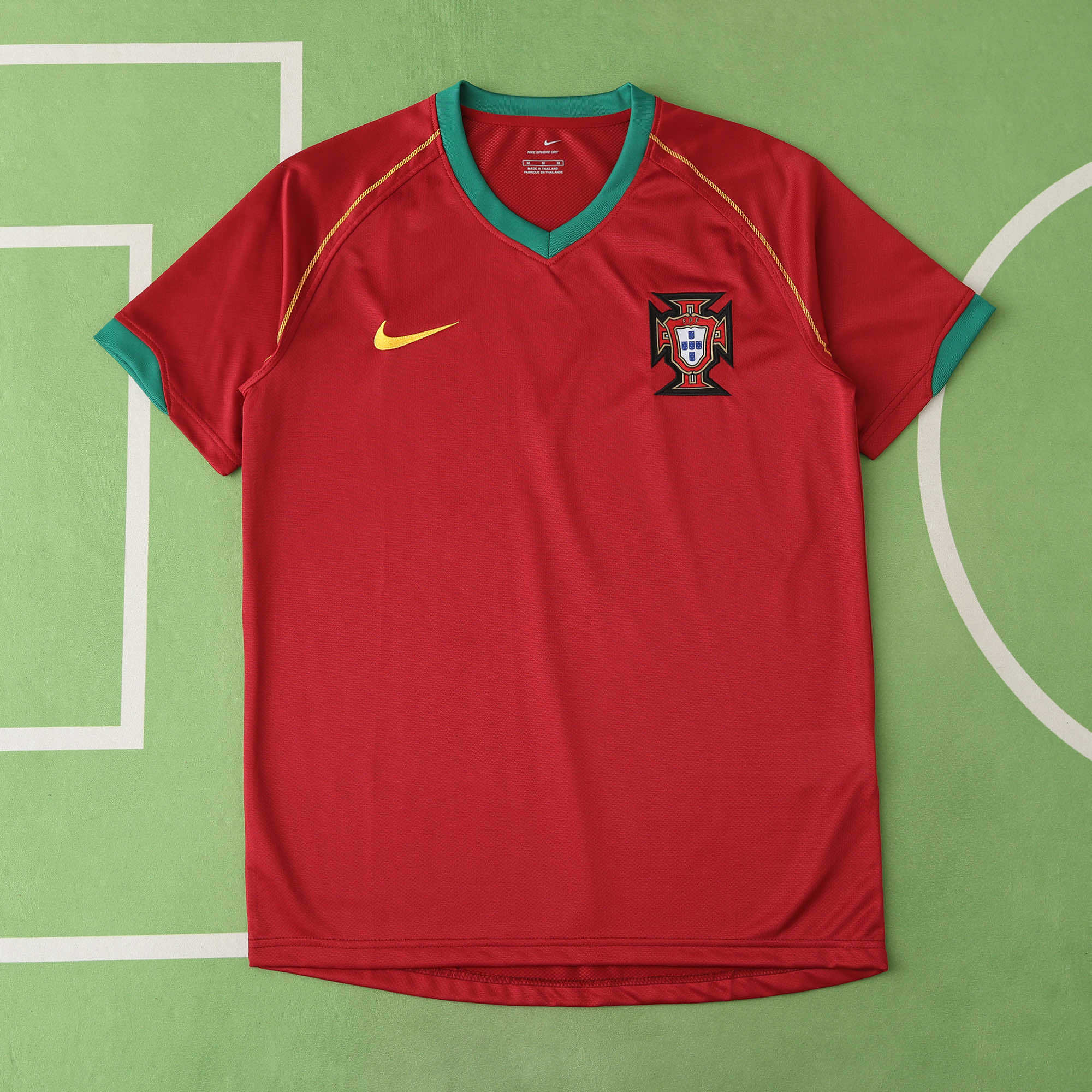 2006 Portugal home retro Fan version