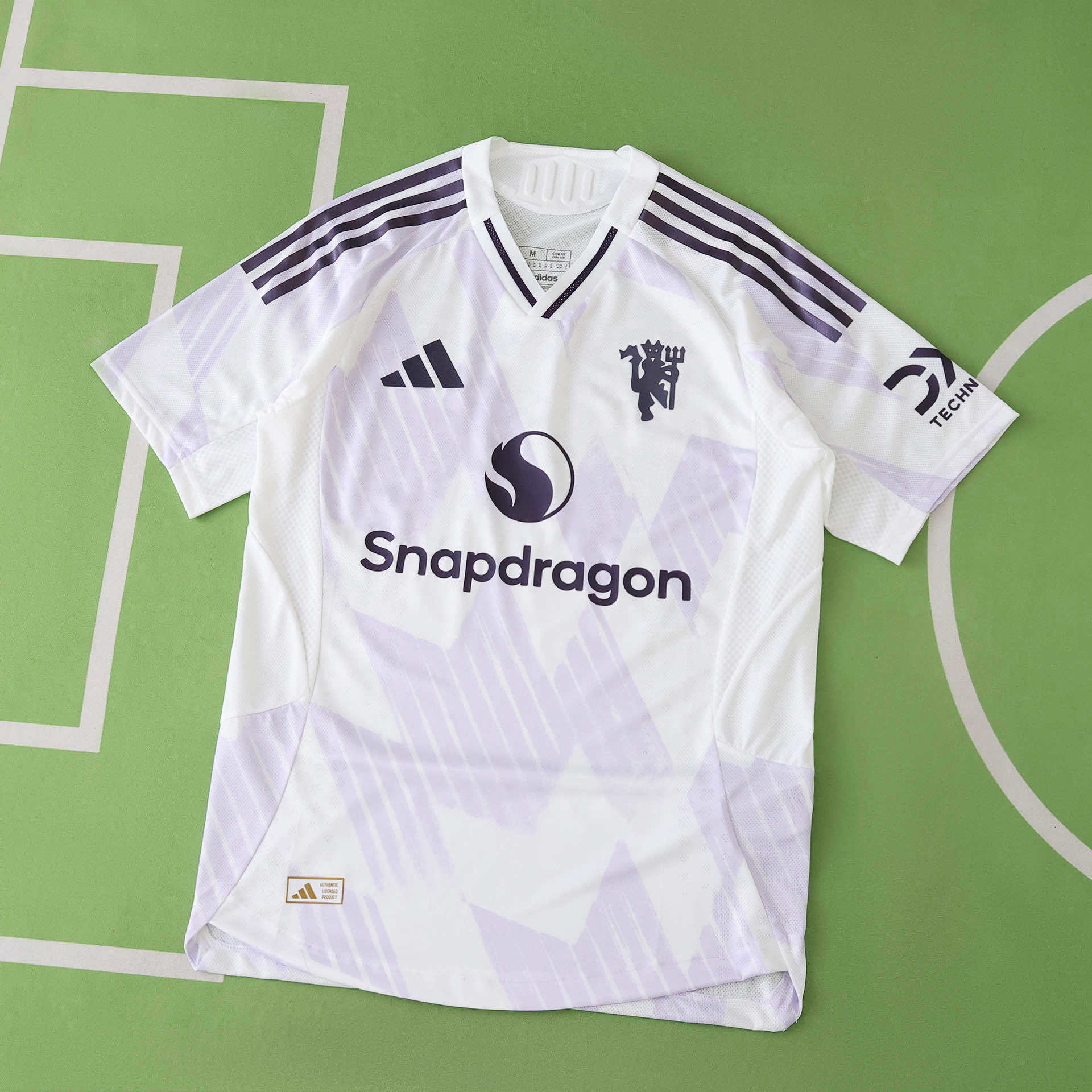 25-26 Manchester United F.C. away Player version