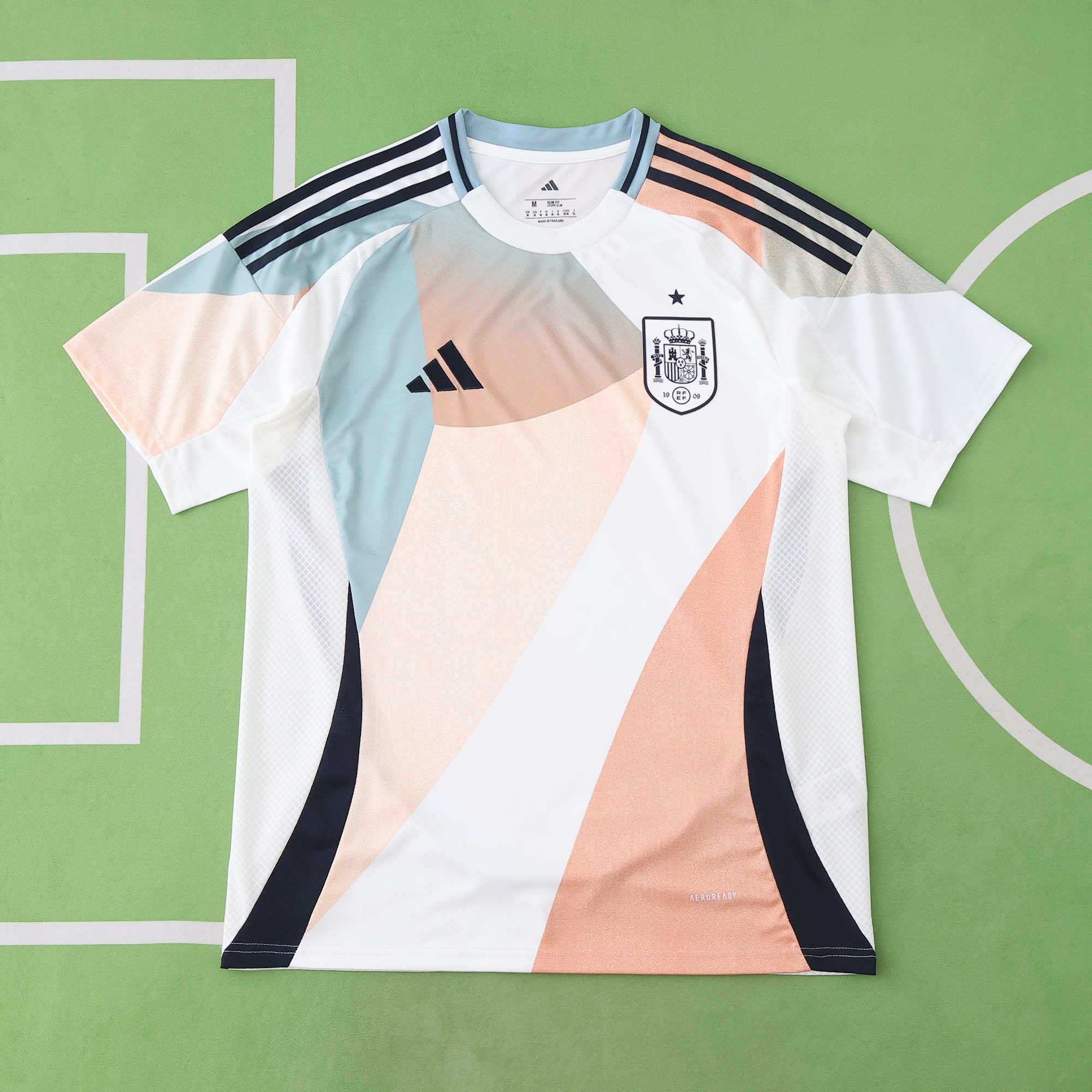 25-26 Spain away Fan version