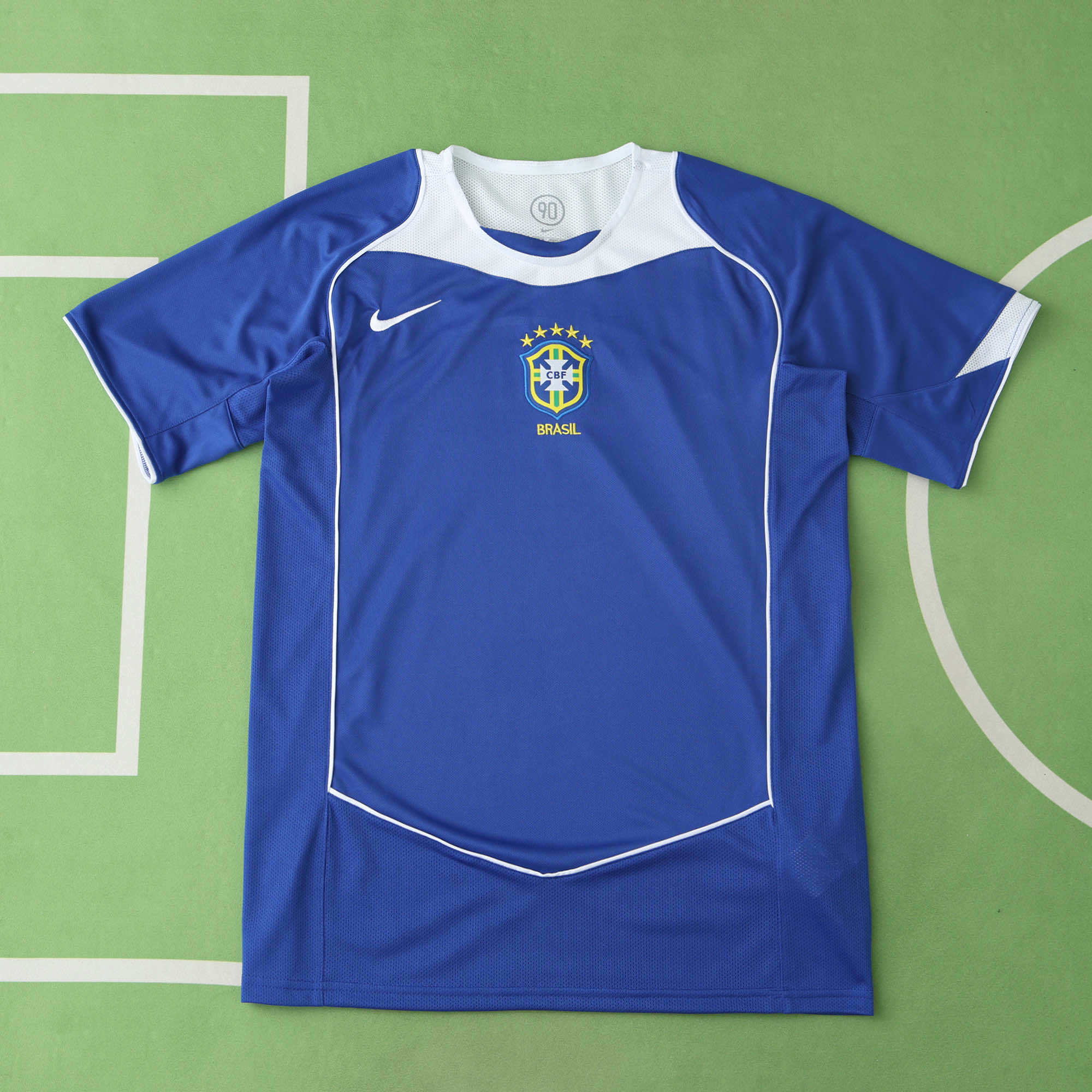 2004 Brazil away Fan version