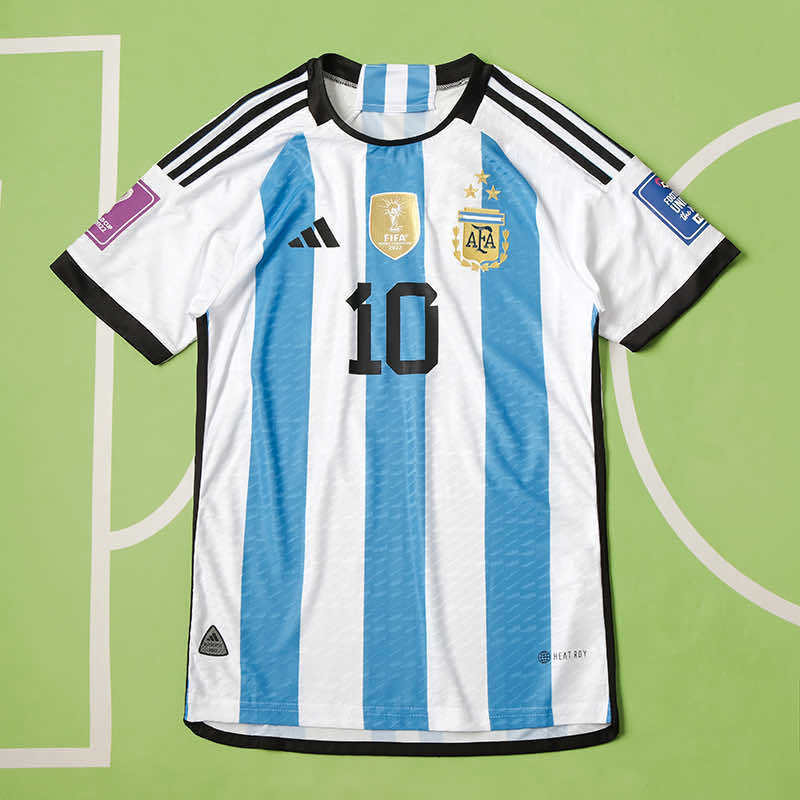 22-23 Argentina home Player version